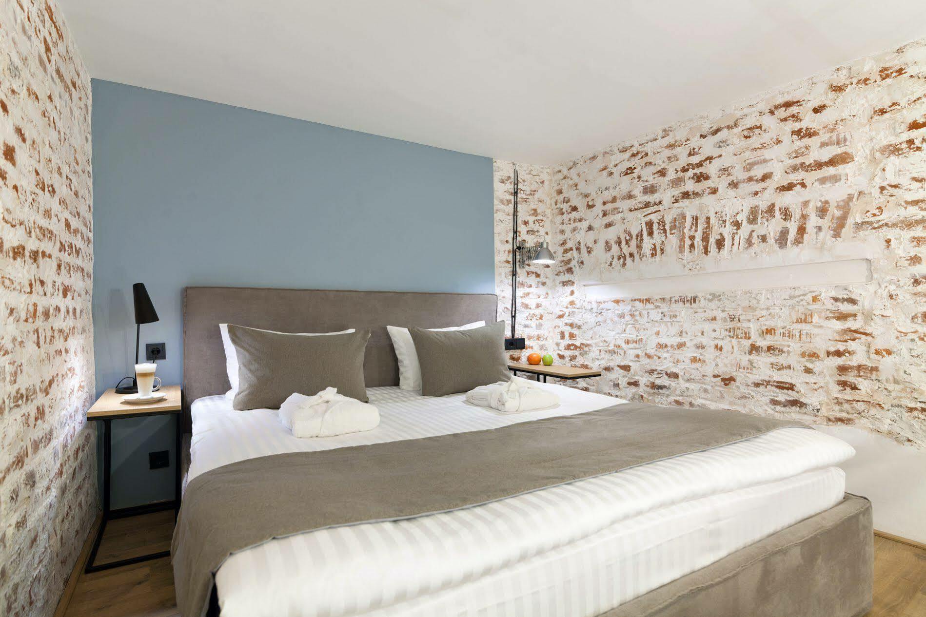 Ferenc & Restaurant Hotel