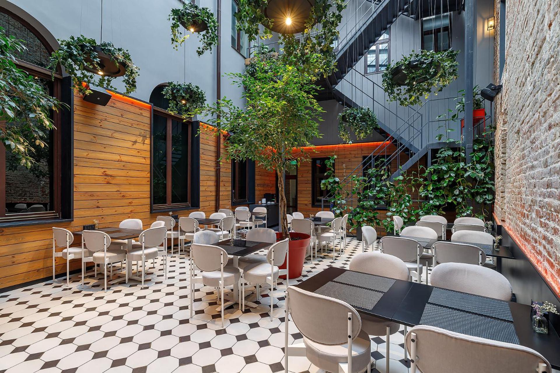 Ferenc & Restaurant
